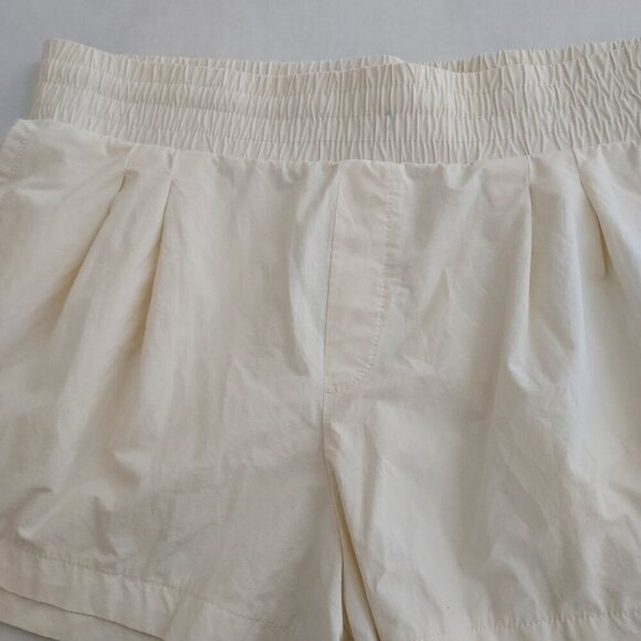 Calia Double Layer Hem Hi Rise Cream Shorts Size XL - Picture 10 of 10